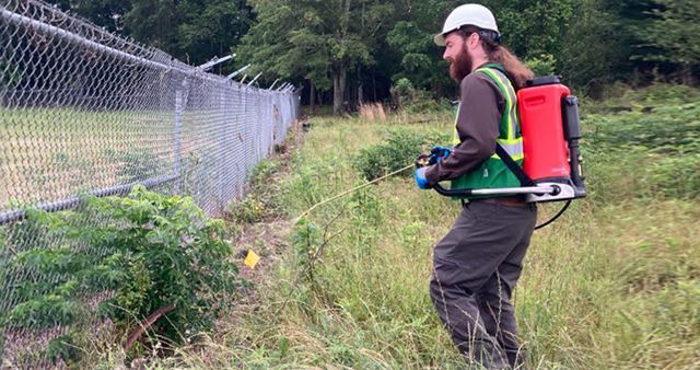 VegClear Provides Monthly Grass and Weed Control, Vegetation Management, Herbicide Spraying in North Georgia, and Other Treatments for Vacant Commercial Malls and Underutilized Retail Properties.