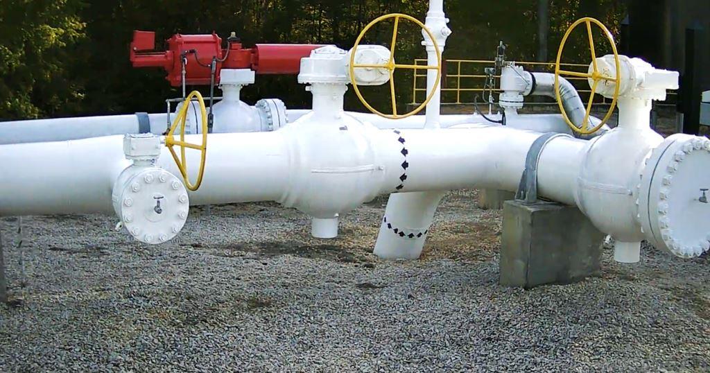 Clean gravel area at a natural gas utility valve station maintained through VegClear’s bare ground vegetation control program to ensure safe access, prevent regrowth, and maintain compliance with utility standards.